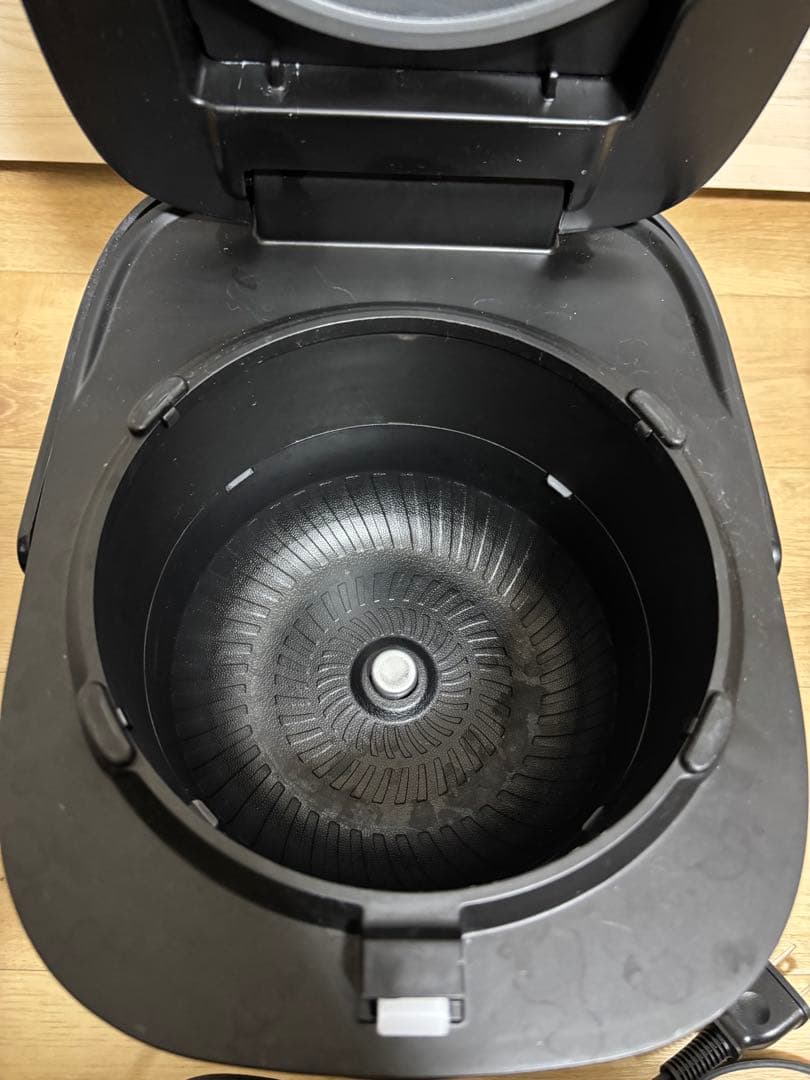 TOSHIBA 炊飯器　3合　2024年製