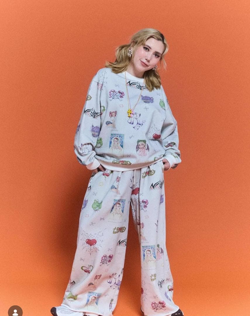 即完売品 仲里依紗 Re. アールイードット 手書きスウェットパンツ ホワイト