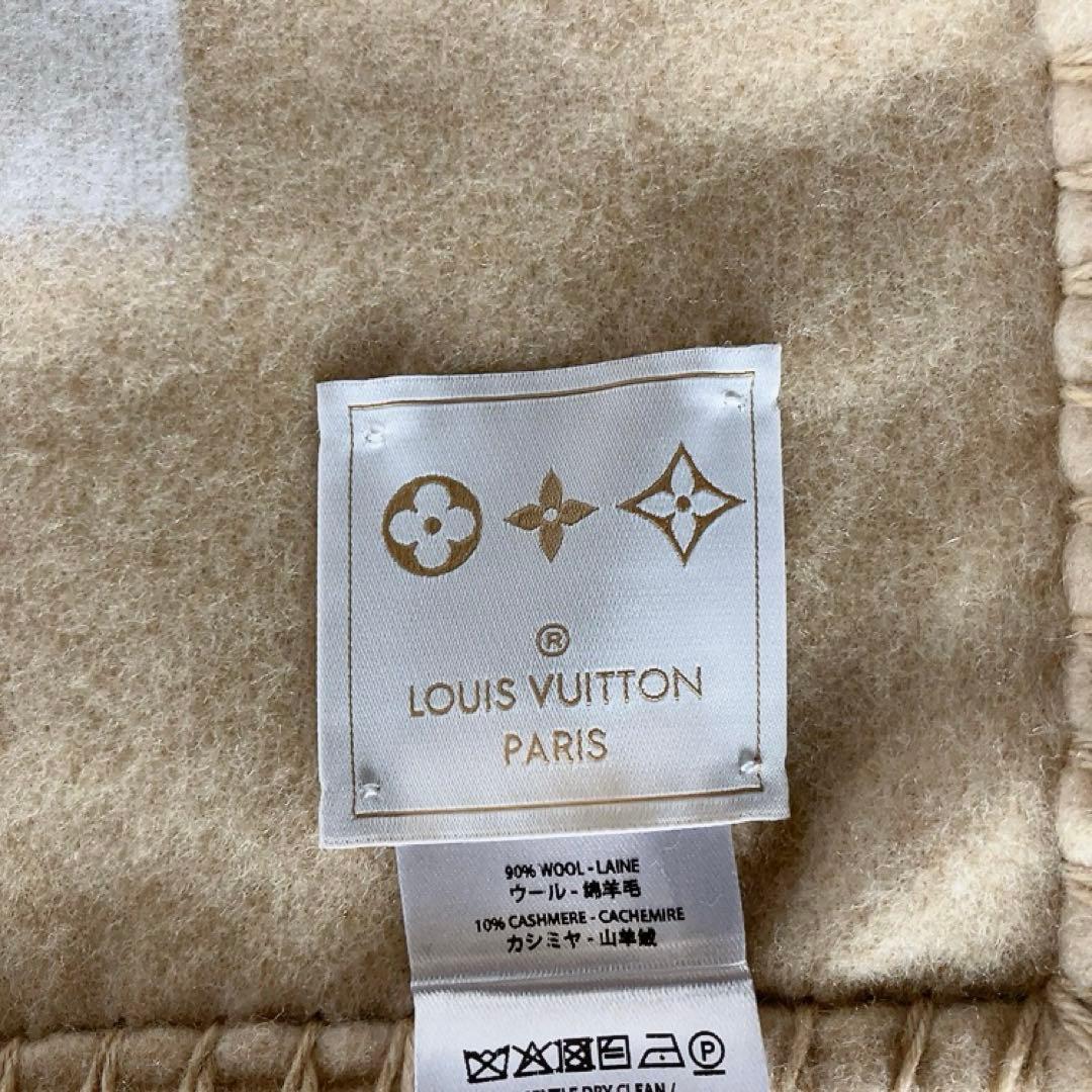 衛*也様 日焼け跡あり●ルイヴィトン ブランケット ベイビープレッド ベージュG