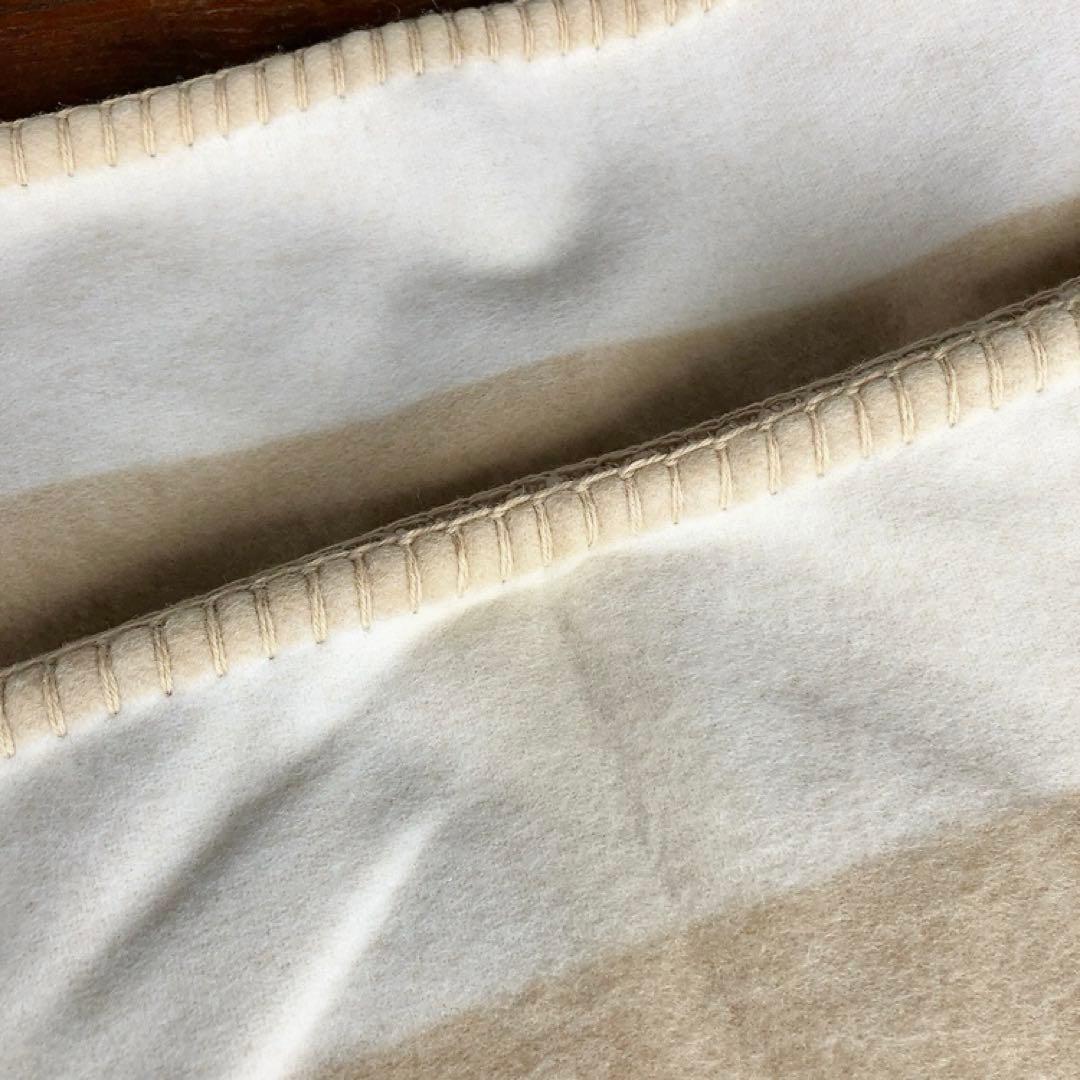 衛*也様 日焼け跡あり●ルイヴィトン ブランケット ベイビープレッド ベージュG