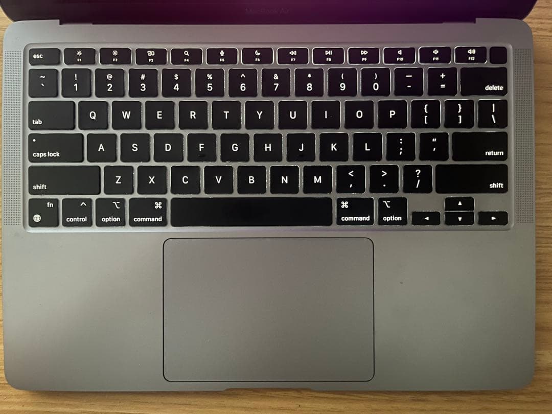 Apple MacBook airメモリ16GB SSD 1TB