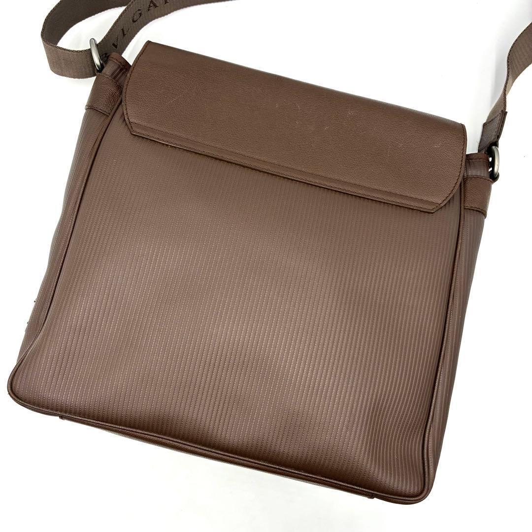 極美品 ブルガリ ミレリゲ ロゴプレート ショルダーバッグ A4収納可能 茶