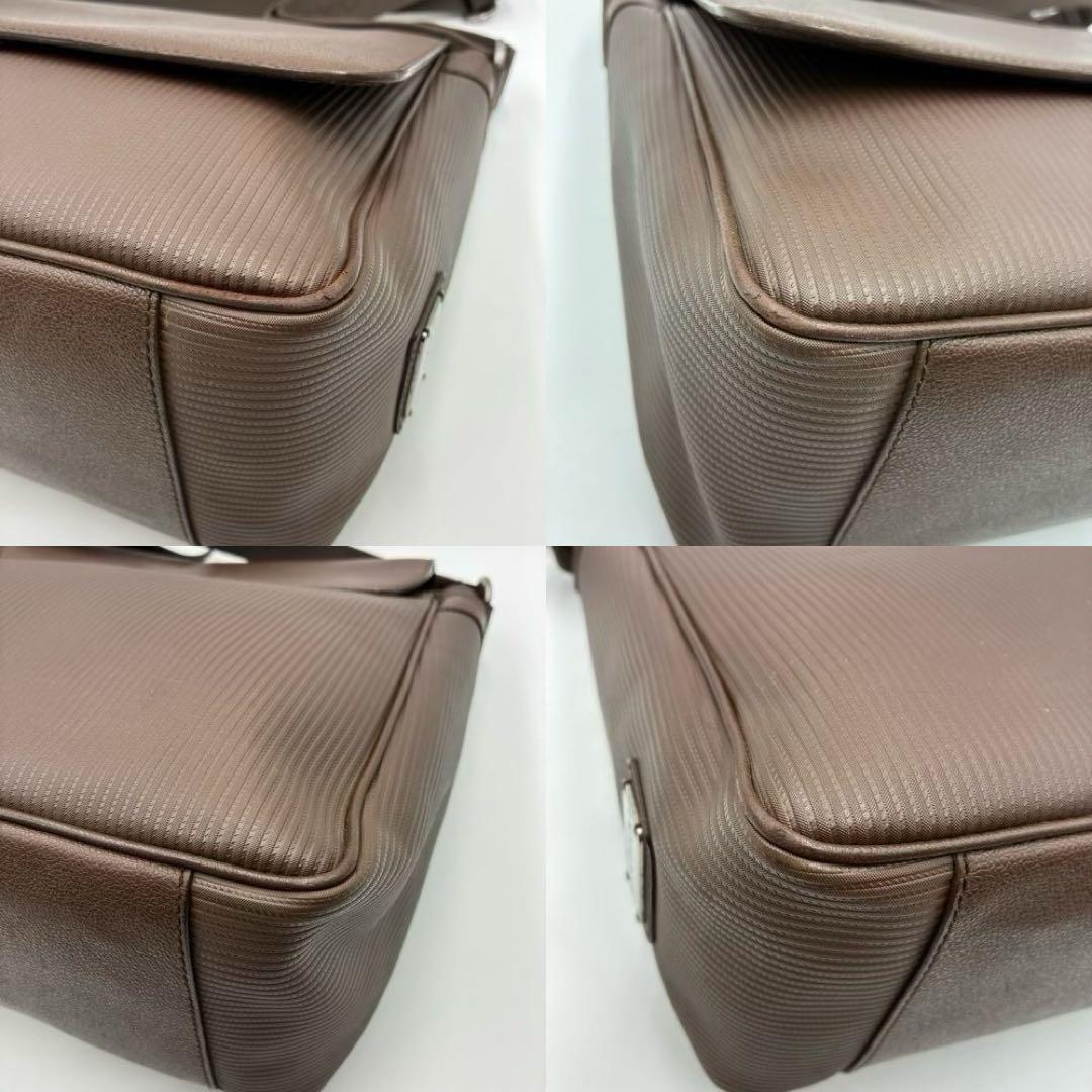 極美品 ブルガリ ミレリゲ ロゴプレート ショルダーバッグ A4収納可能 茶