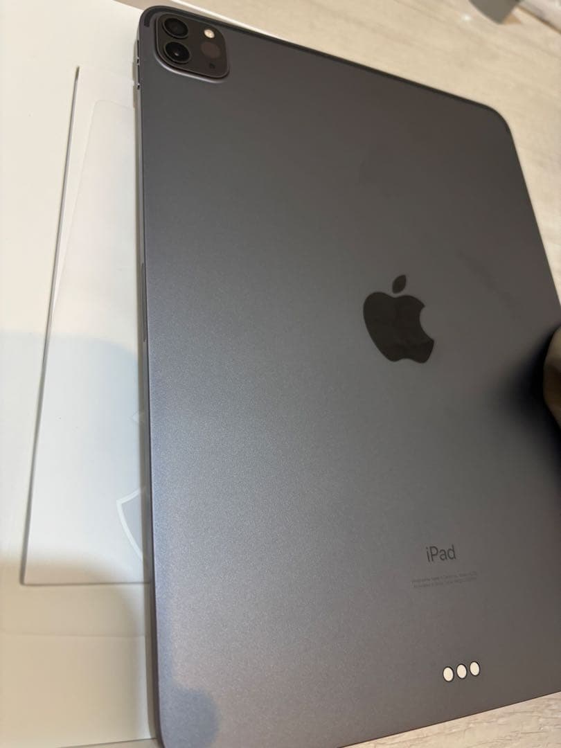 iPad Pro 第2世代 11インチ 128GB Wi-Fi モデルケース付き