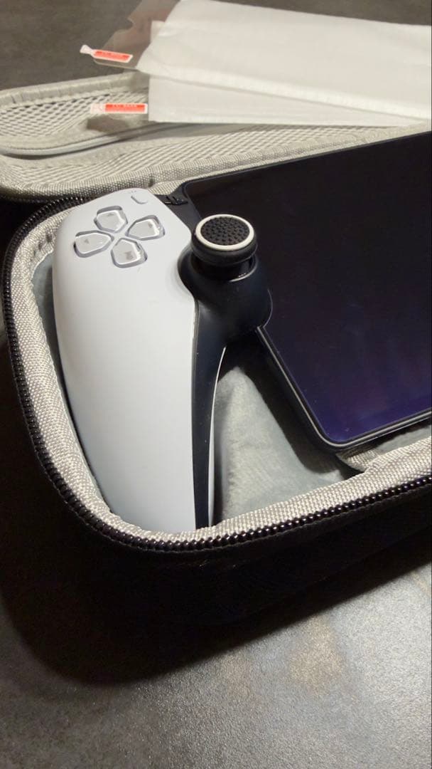 超美品PlayStation Portal 箱なし 専用ケース・保護フィルム付き