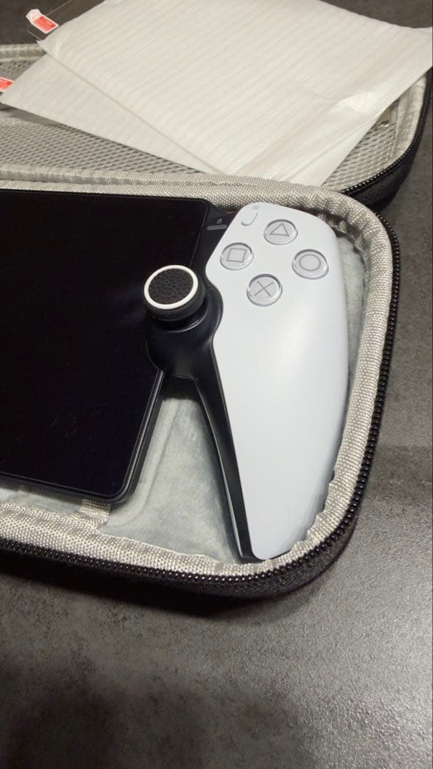 超美品PlayStation Portal 箱なし 専用ケース・保護フィルム付き