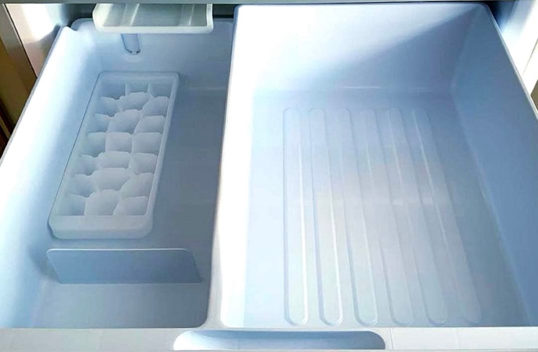 SHARP 冷凍冷蔵庫　SJ-W354H-S