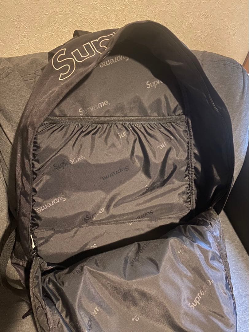 美品⭐︎Supreme 黒 リュック