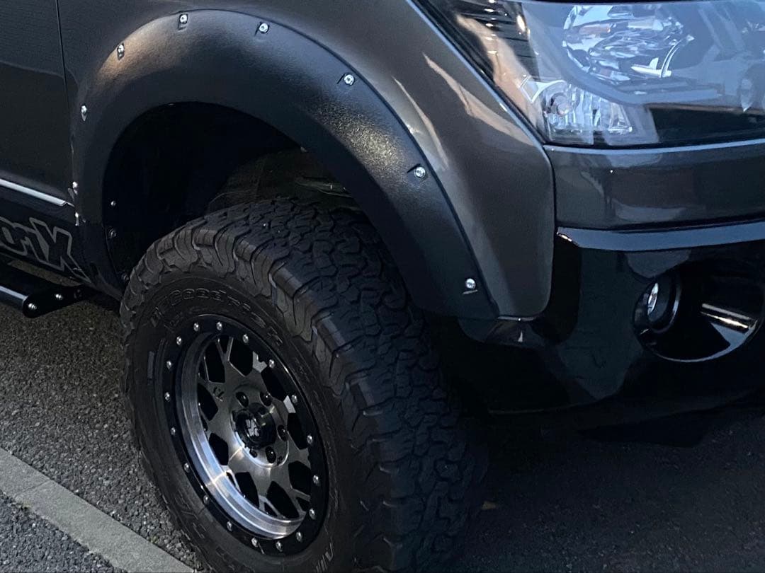 デリカd5 GI gear製　オーバーフェンダー