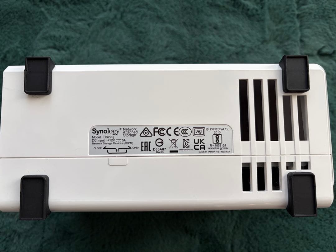 Synology NAS ds220j 箱無し