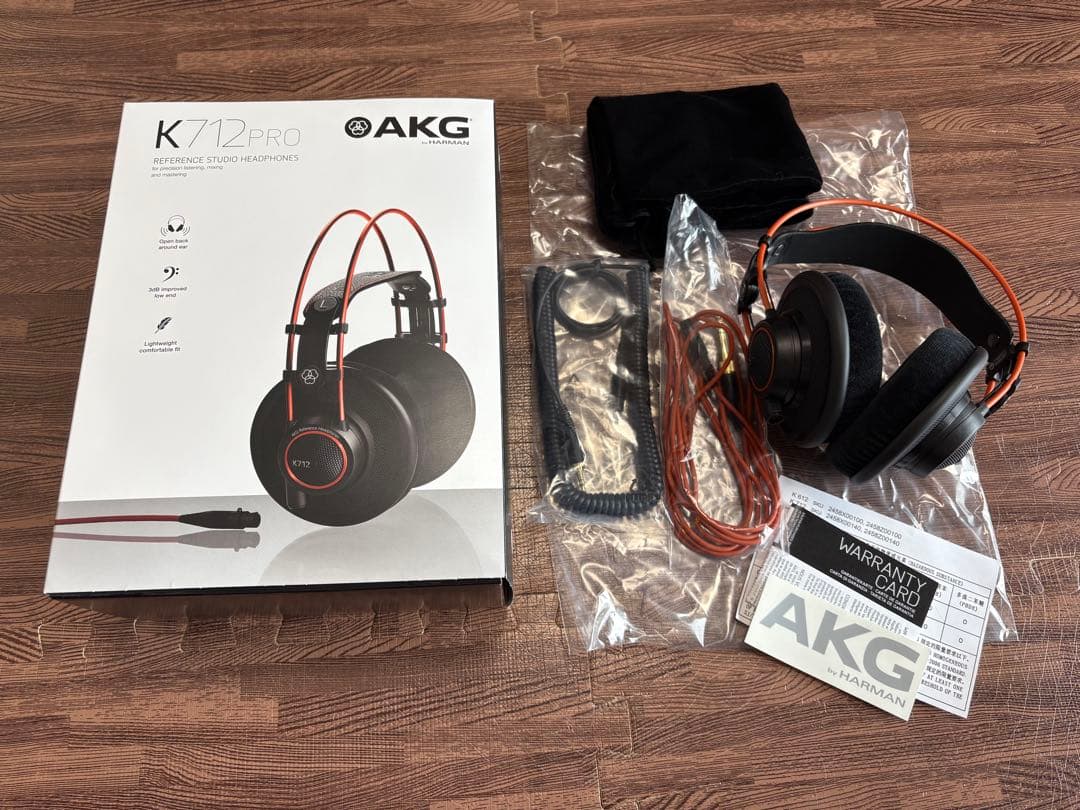 AKG K712 ヘッドフォン