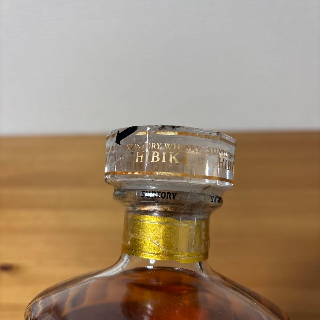 サントリーウイスキー　響17年　裏ゴールドラベル　箱無し　未開栓　終売品 ❼