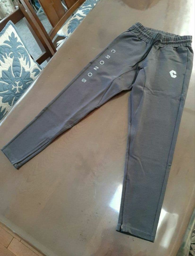 【新品】CRONOSのトレーニングパンツ