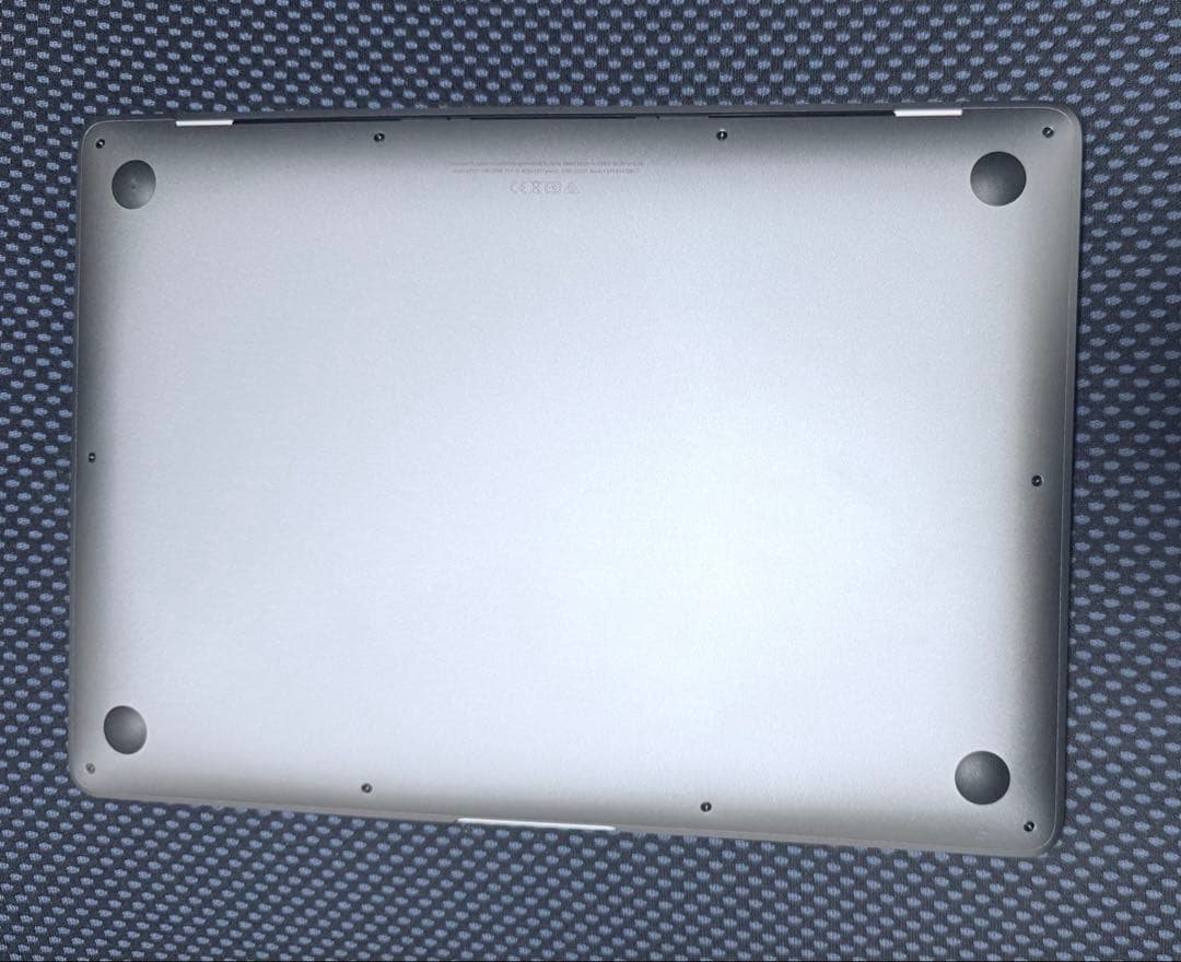 MacBook Air(M1,2020)メモリ16GB/SSD2TB 13インチ