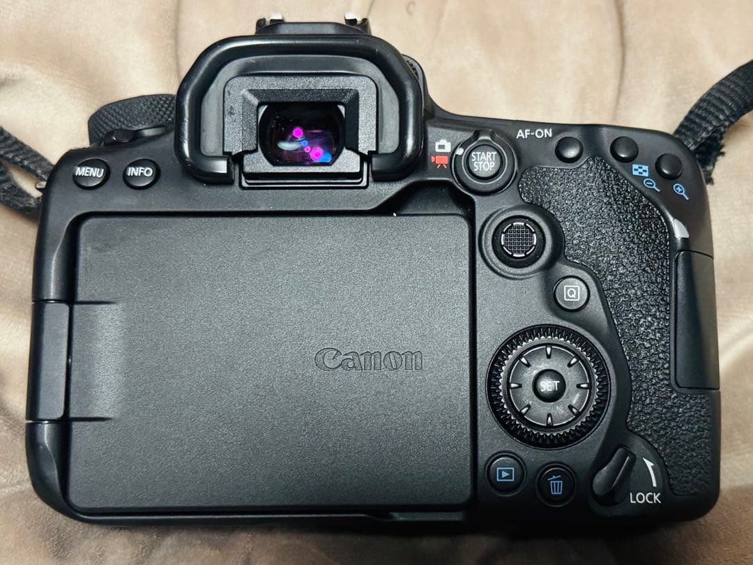 Canon EOS 90D デジタル一眼レフカメラ