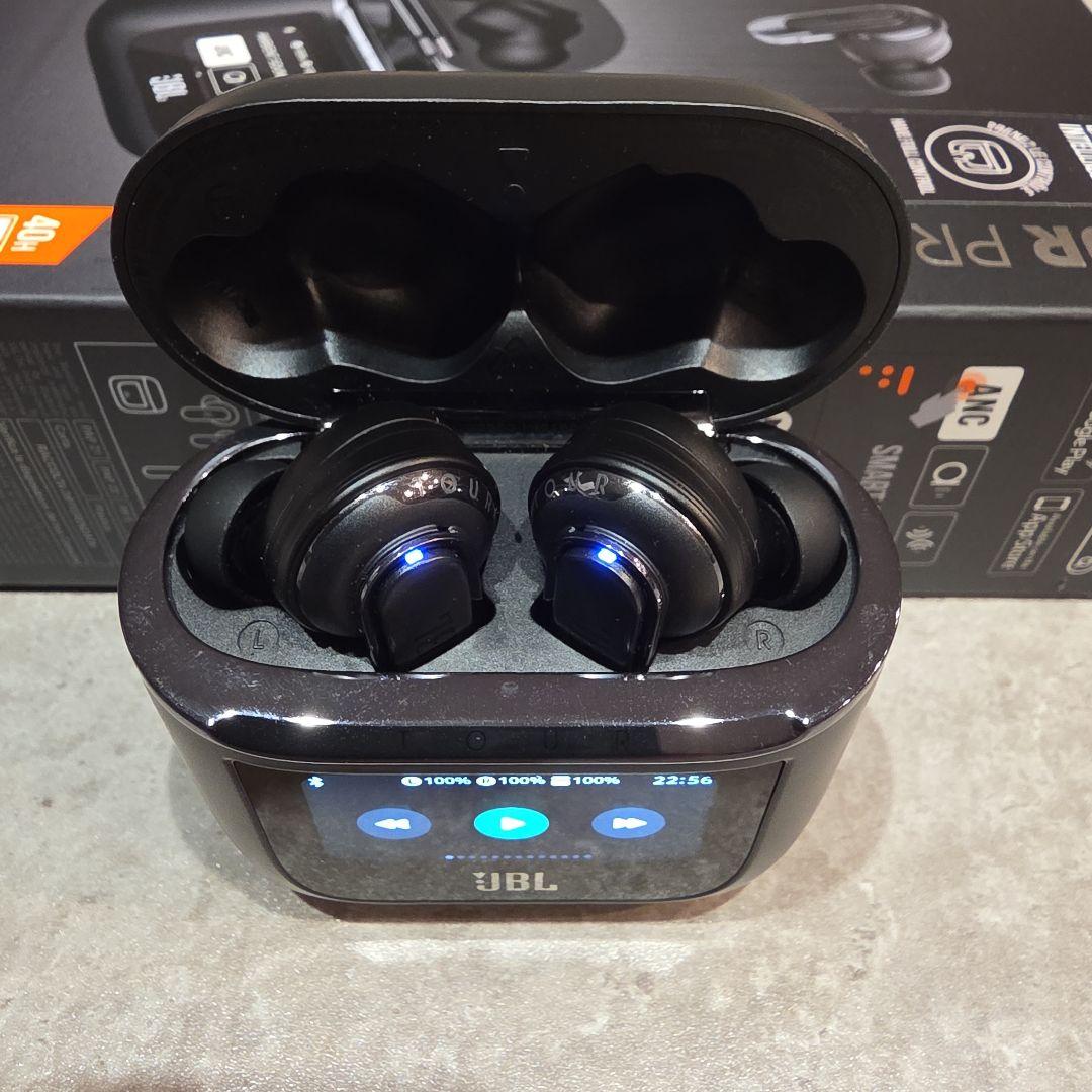 JBL Tour Pro 2 ワイヤレスイヤホン