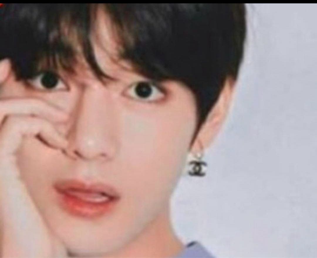 正規品 極美品CHANEL シャネルココマーク ピアス 片耳 シルバー×ブラック