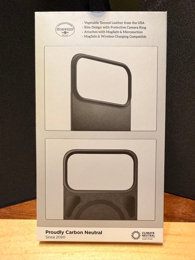 NOMAD Magneticレザー Back iPhone17 ProMax