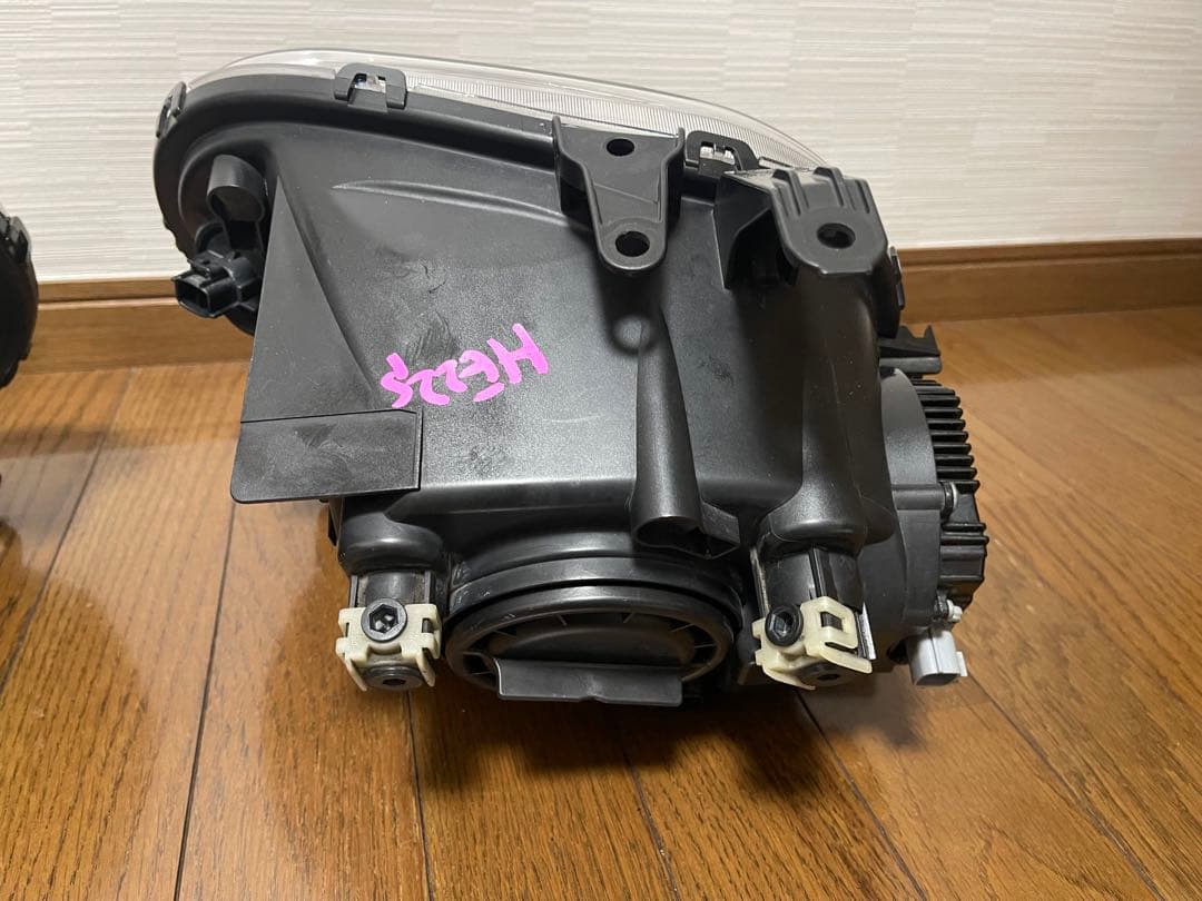 スズキ 純正 Lapin ラパン HE22S HID　ヘッドライト 左右
