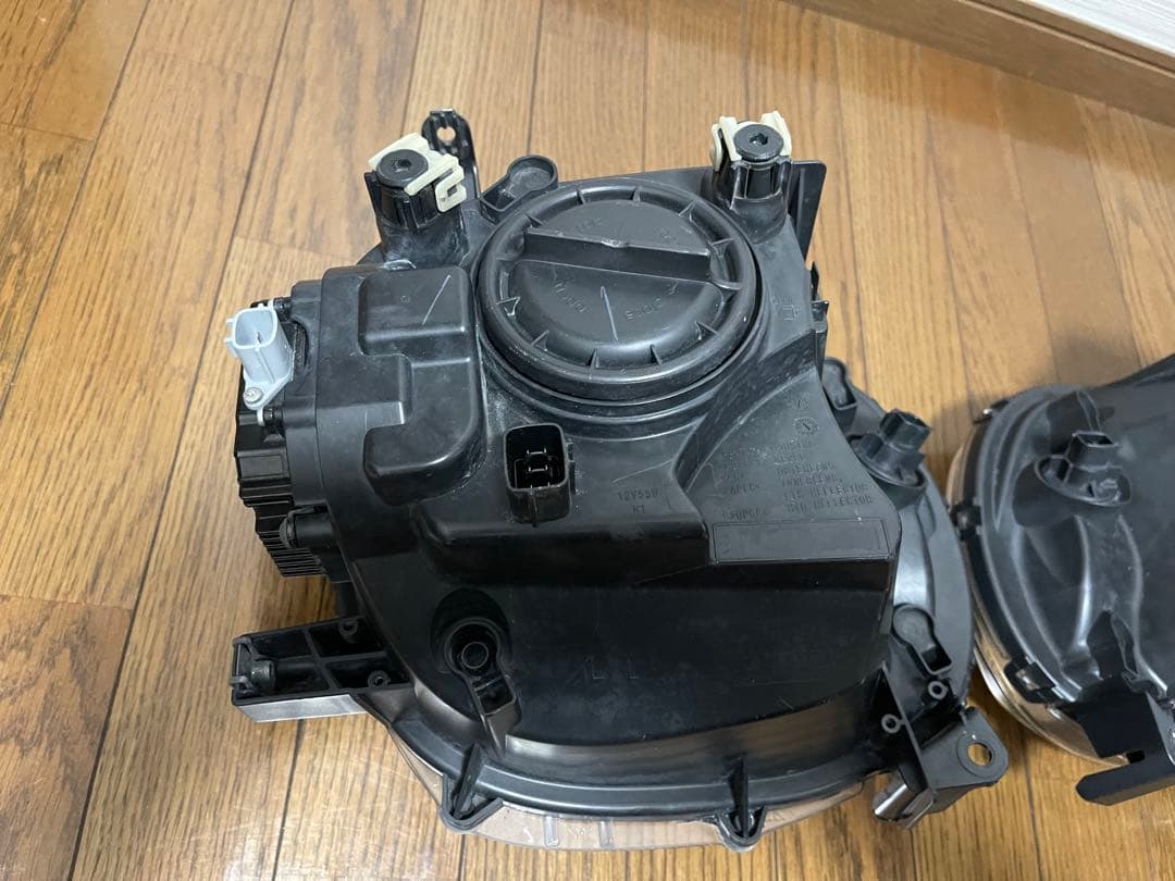 スズキ 純正 Lapin ラパン HE22S HID　ヘッドライト 左右