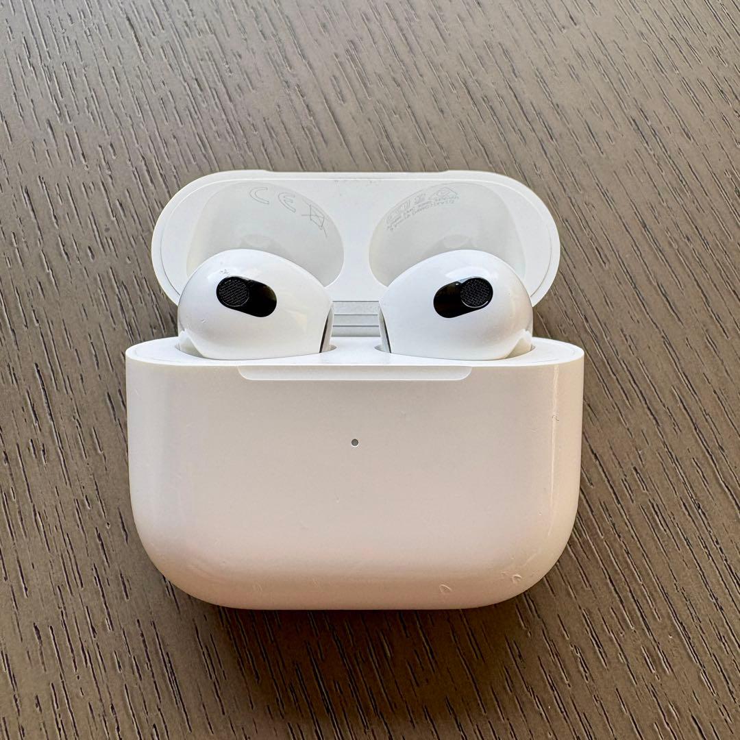 Apple AirPods 第三世代 本体 箱付き