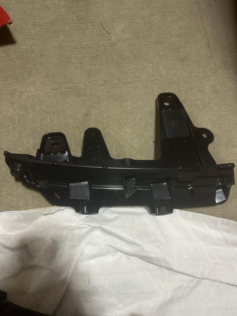 60ハリアー 後期　フロントグリル