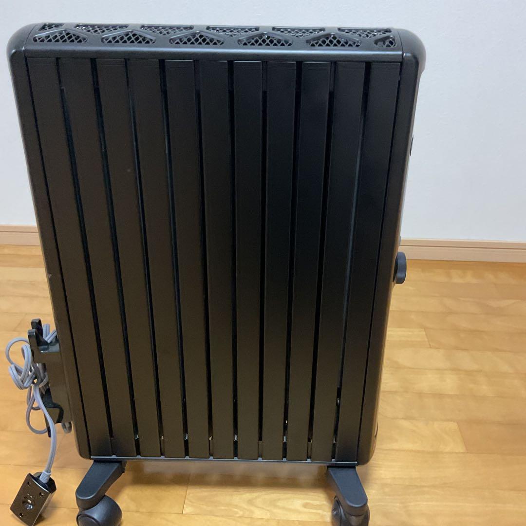 DeLonghi オイルヒーター ブラック