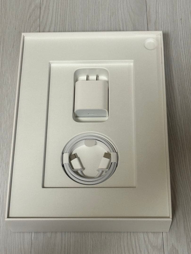 【美品】iPad Air(M2) 11インチ　セルラー 128GB