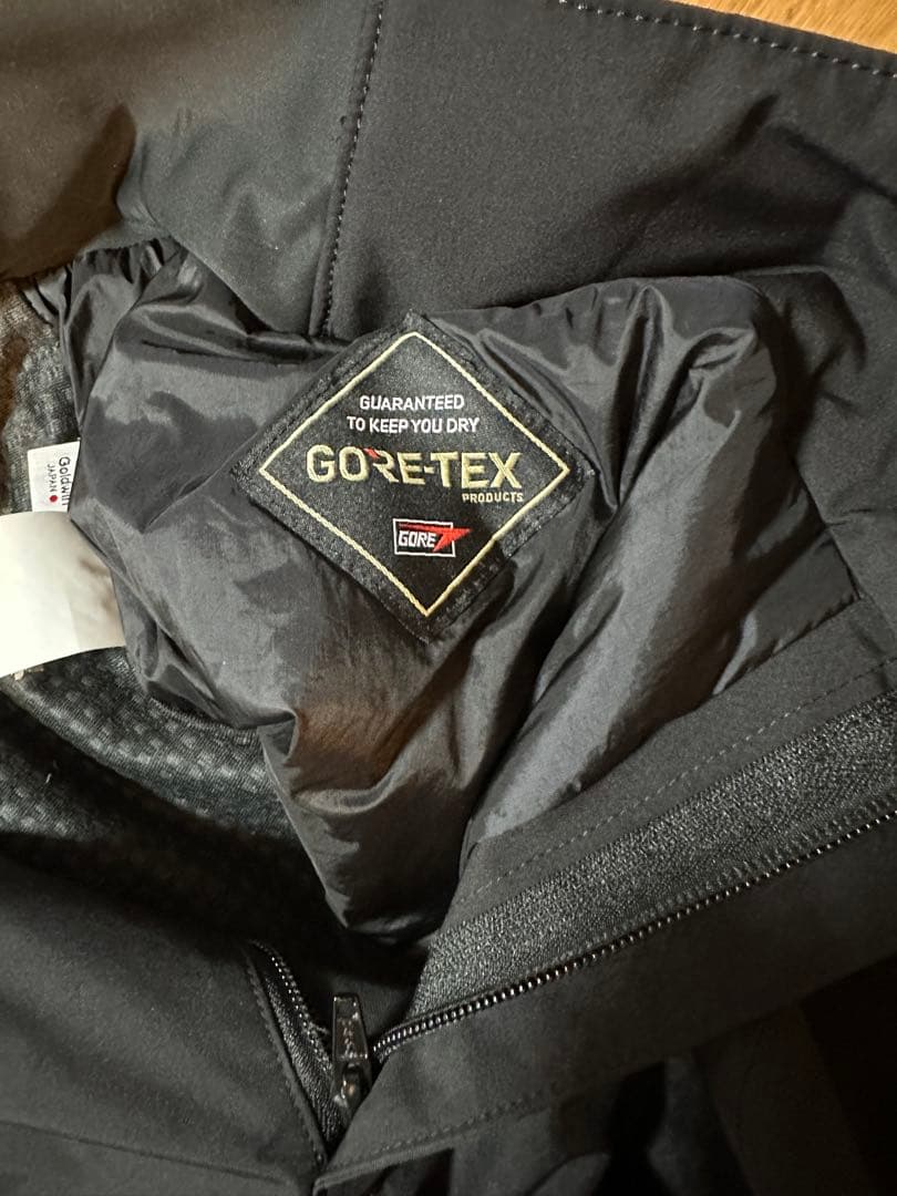 ゴールドウィンスキーウェア 上下セット黒 (XXL)