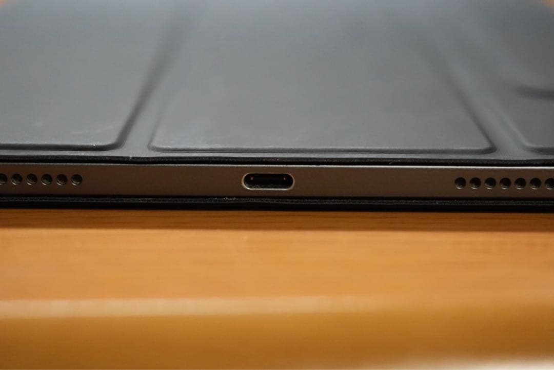 美品 iPad Air 第4世代 64GB (Wi-Fi/スペースグレイ)