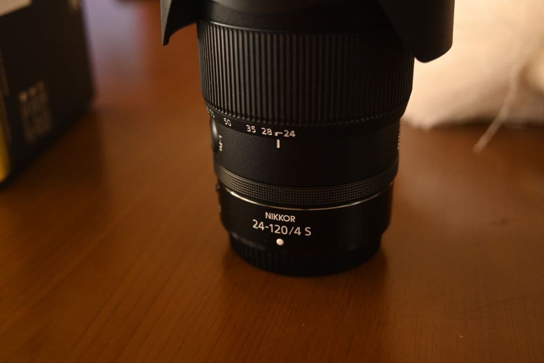 ニコン　NIKKOR Z 24-120mm f/4 S