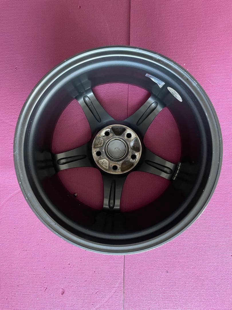 車　ENKEI PerformanceLine PF05