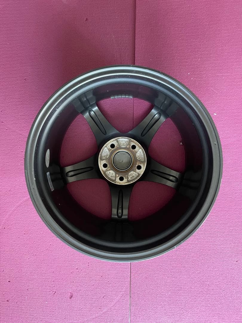 車　ENKEI PerformanceLine PF05