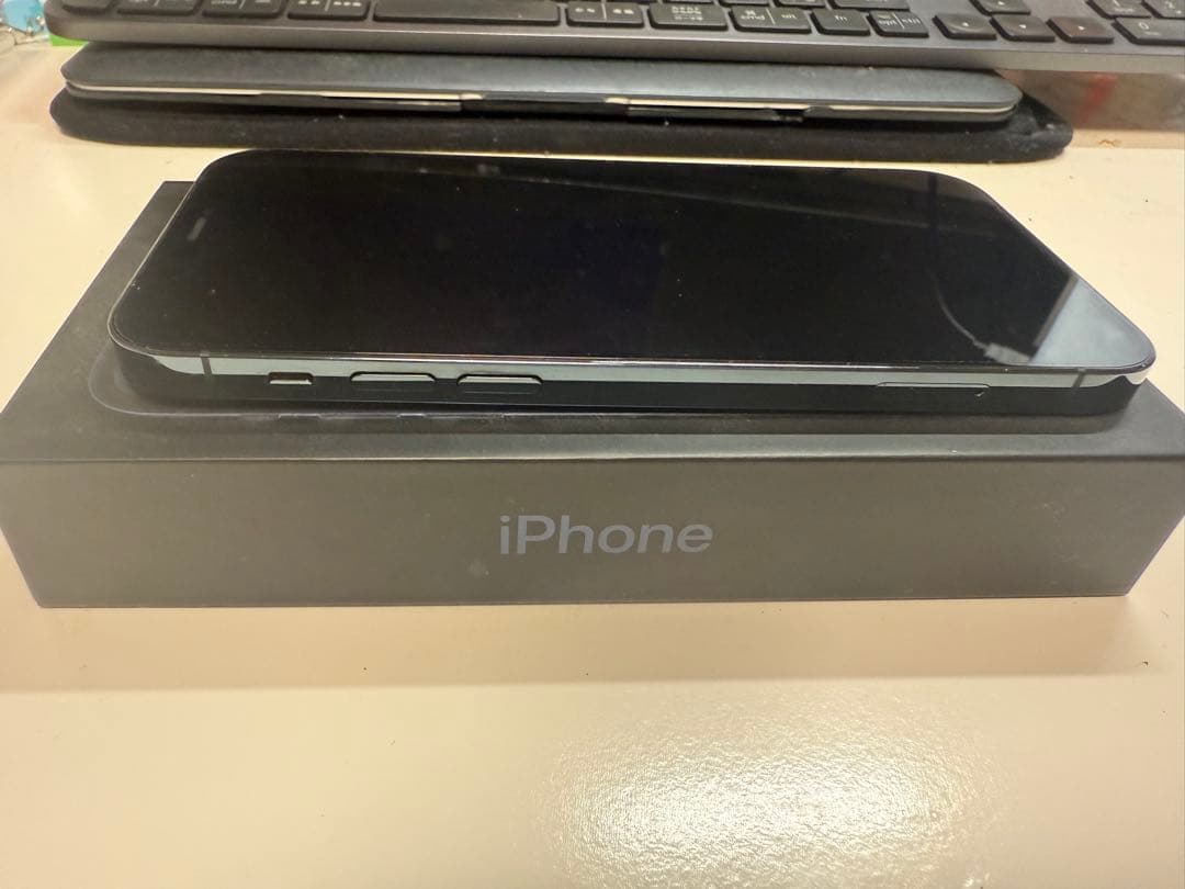 【極美品】iPhone 12 Pro 256GB パシフィックブルー