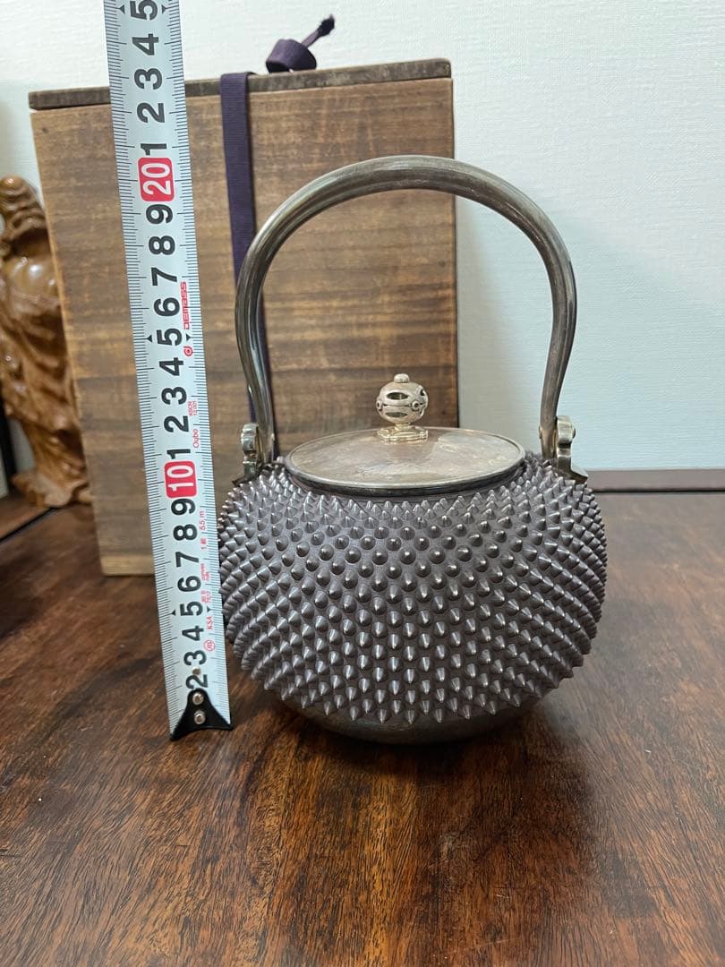銀瓶　純銀　あられ　木箱付き　652g 骨董古美術