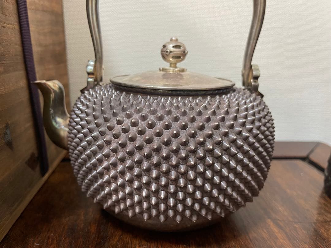 銀瓶　純銀　あられ　木箱付き　652g 骨董古美術