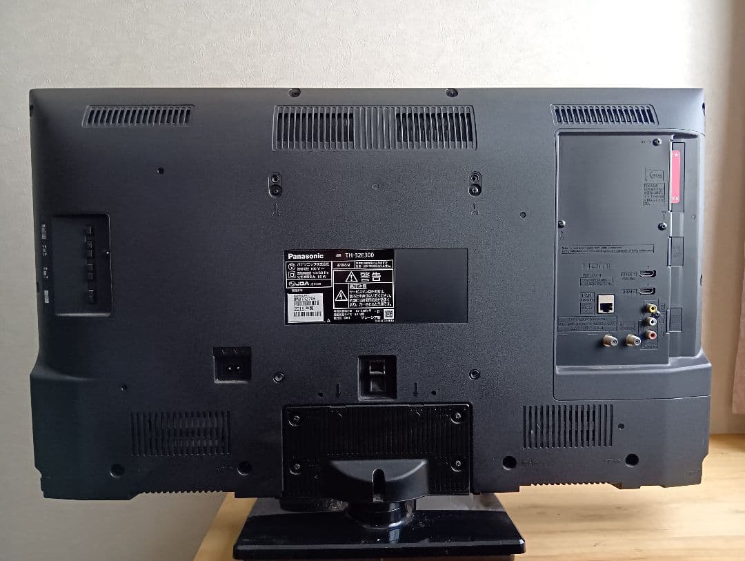 Panasonic TH-32E300 32　インチ後期 2018年製　美品