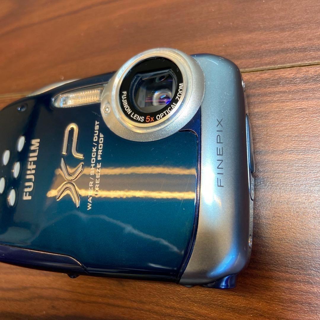 FUJI FILM FinePix XP10 デジカメ ほぼ新品 4076
