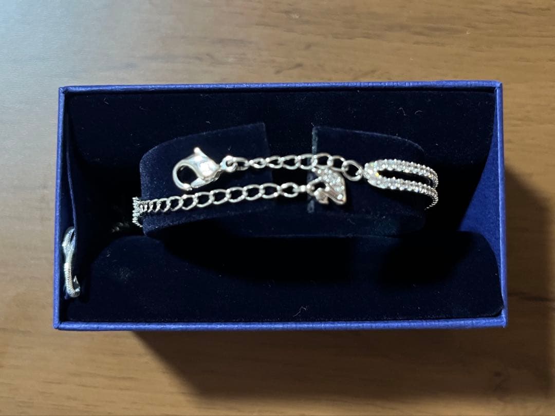Swarovski Lifelong Heart クリスタル ハート バングル