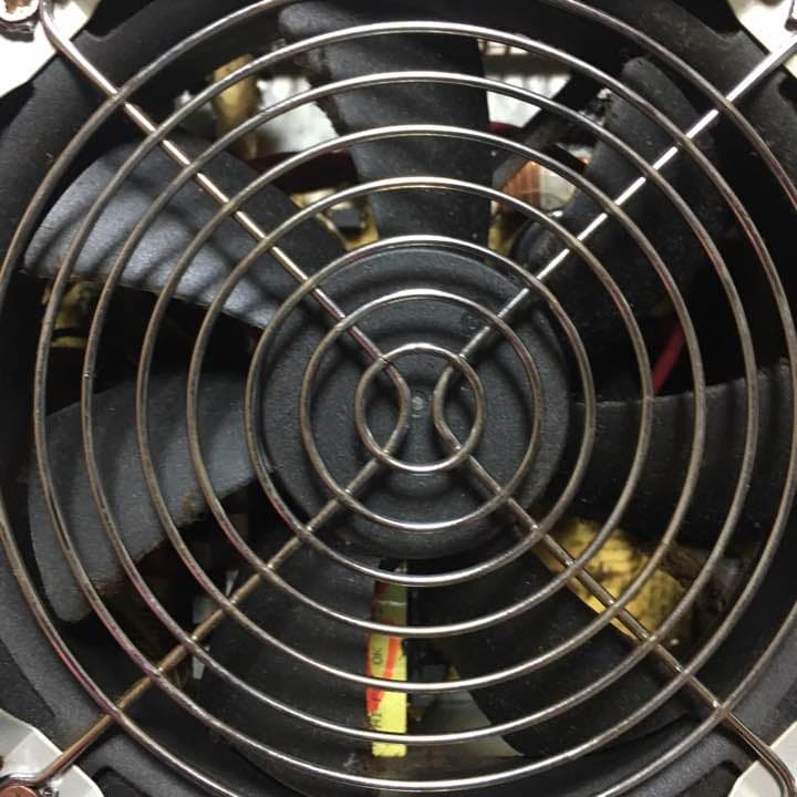 パソコン 電源 【早い者勝ち】