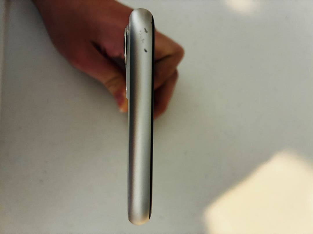 iPhone11 ホワイト64GB SIMフリー