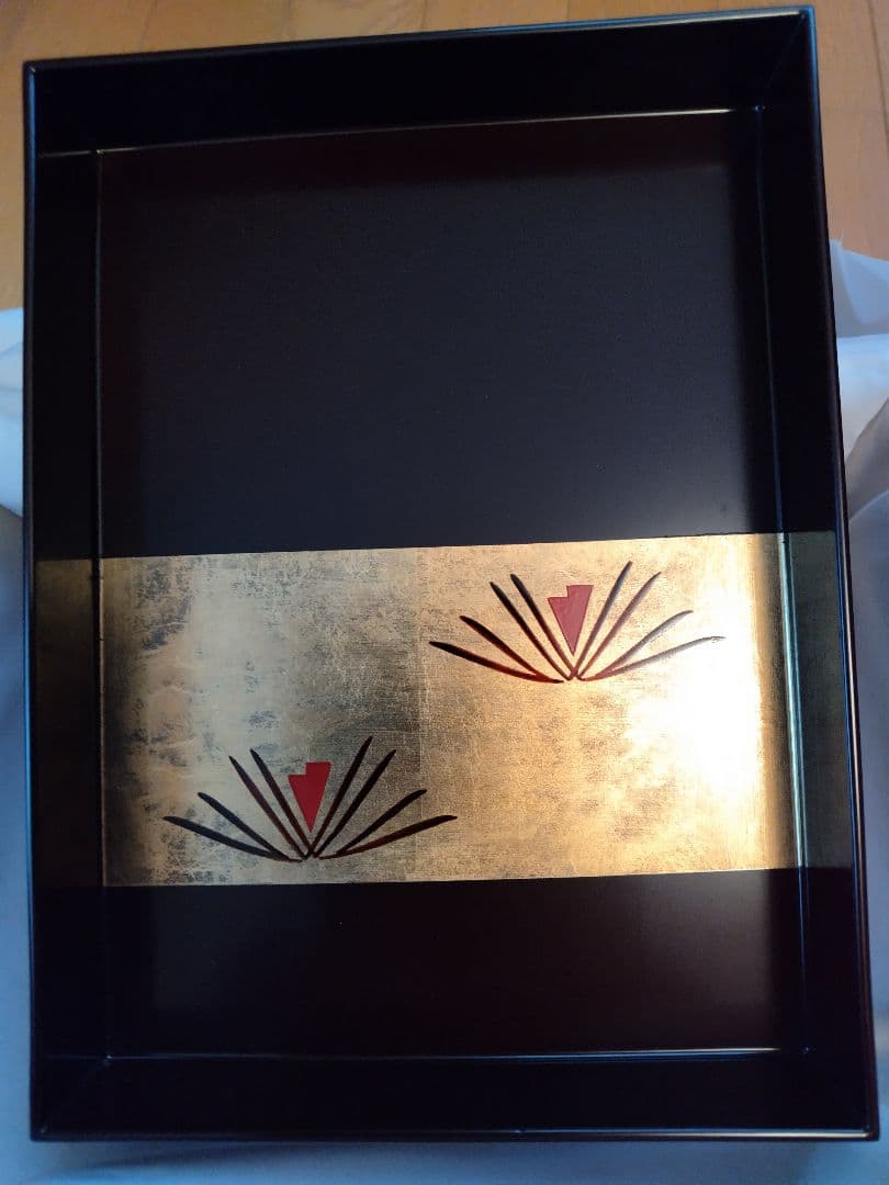 小松芳光作　手元箱　松