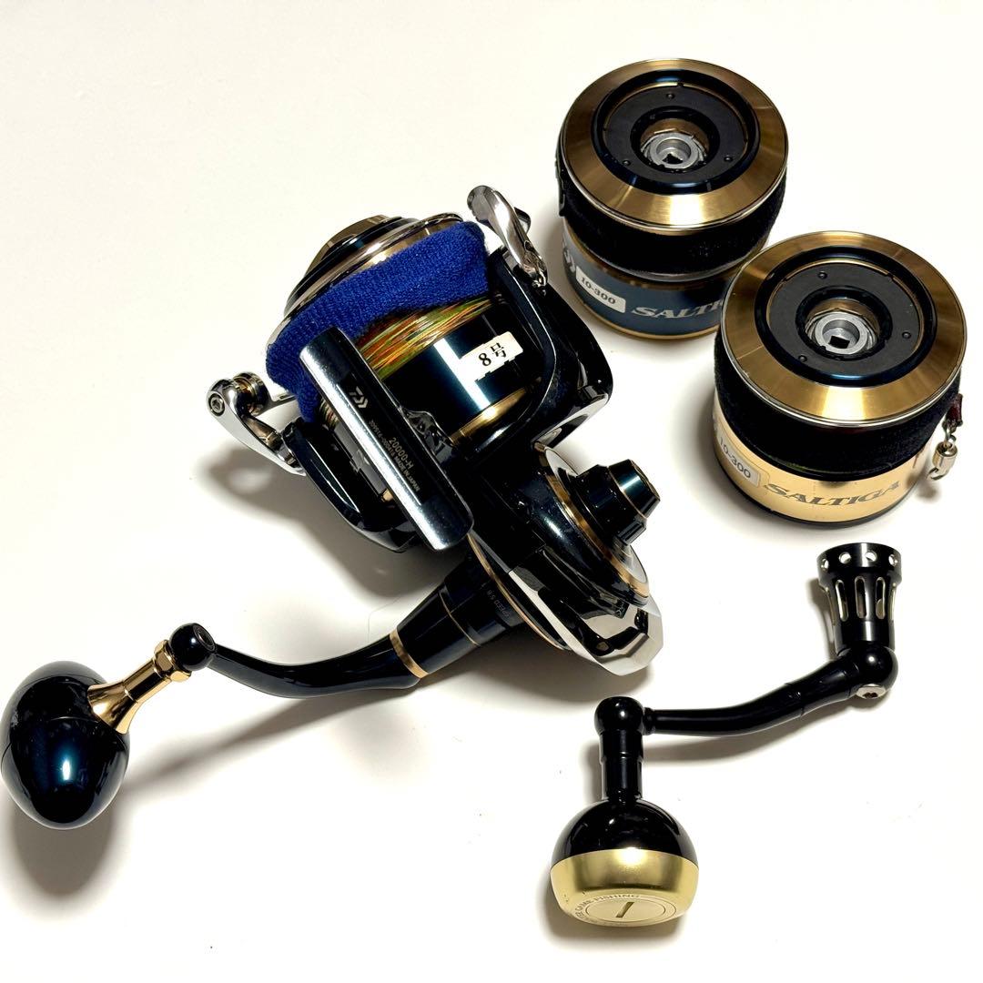 20 SALTIGA 20000H ＋ 純正／カスタムパーツ一式‼️20最終系