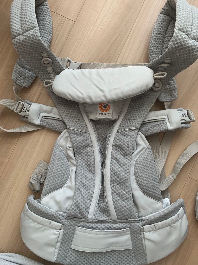 【エルゴ】抱っこ紐+公式肩カバー2組