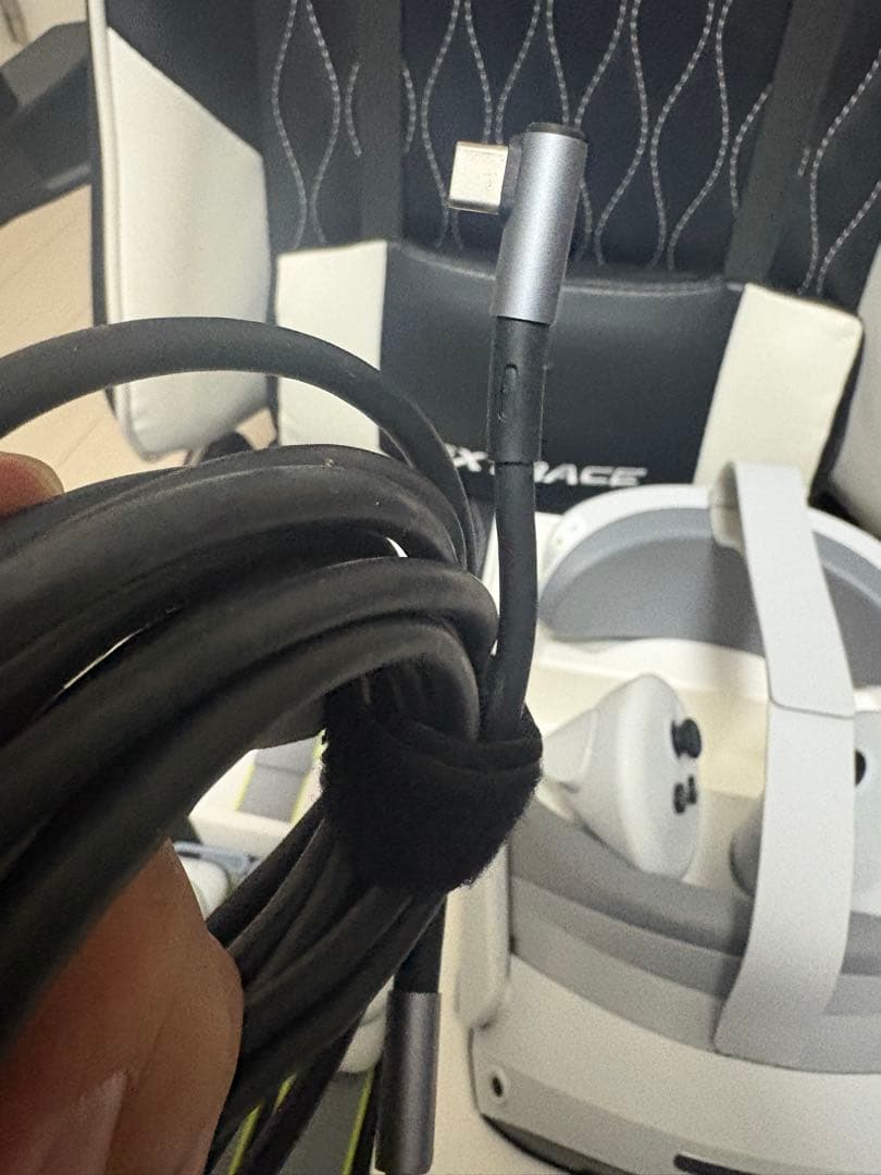 PICO 4 Ultra➕motionトラッカー×4つ