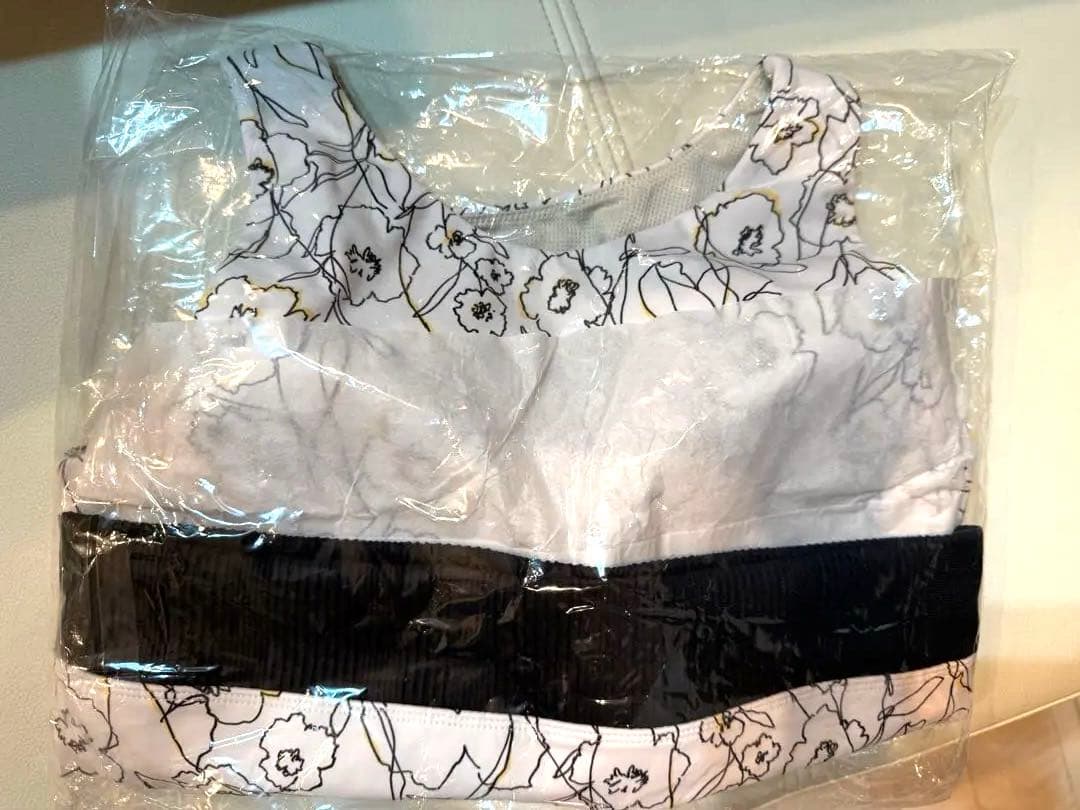 SUKALA☆フラワープリント☆ヨガトップス☆L☆アイボリー