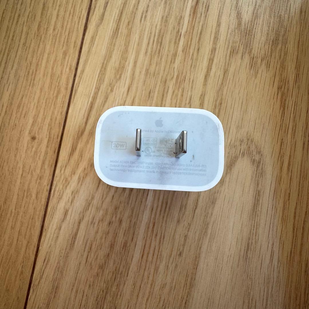 Apple iPad Air 第4世代 シルバー 本体 64ギガ アイパッド