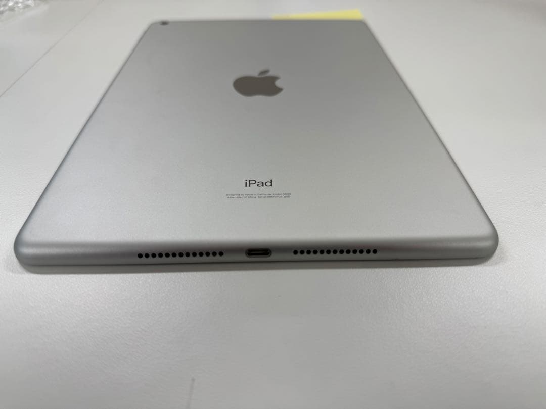 iPad第8世代 Wi-Fi 32GB シルバー ジャンク021