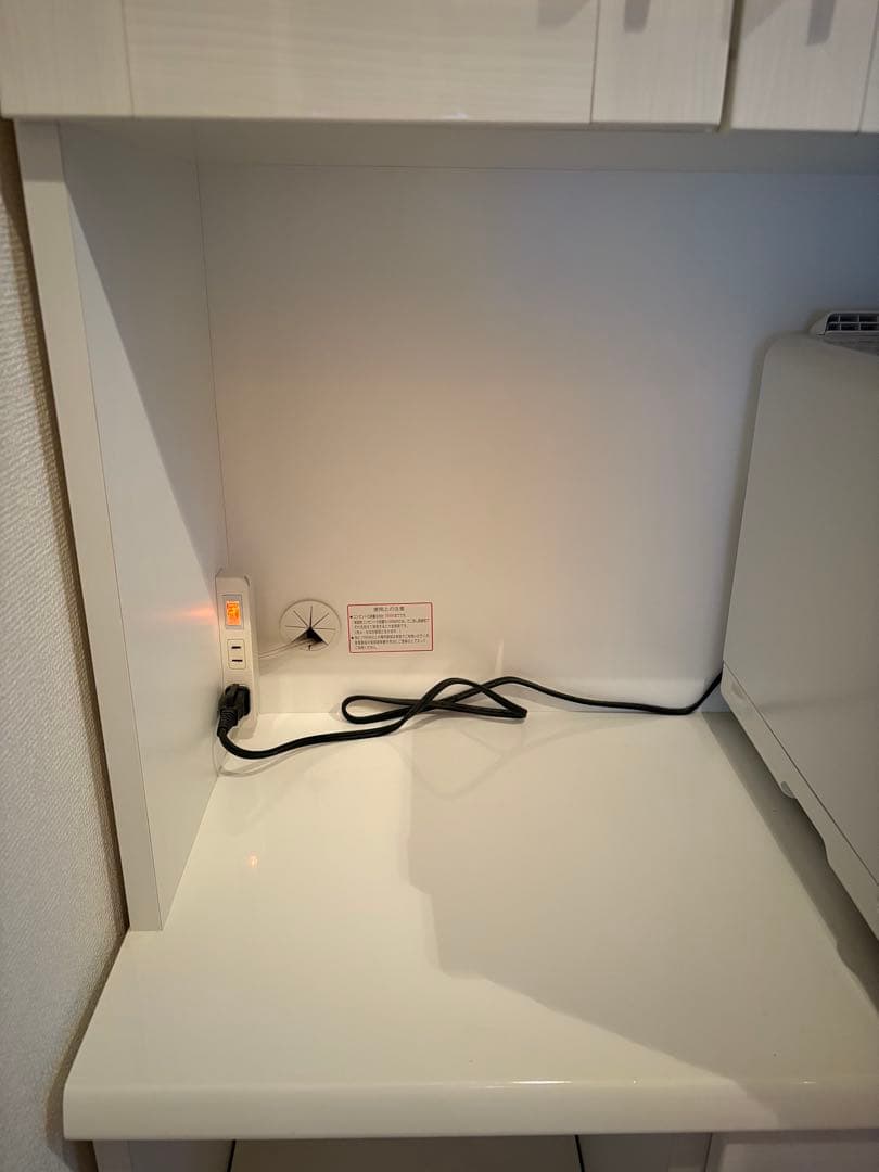 ニトリ　キッチンボード　カップボード　ダリア　100KB-WH ホワイト