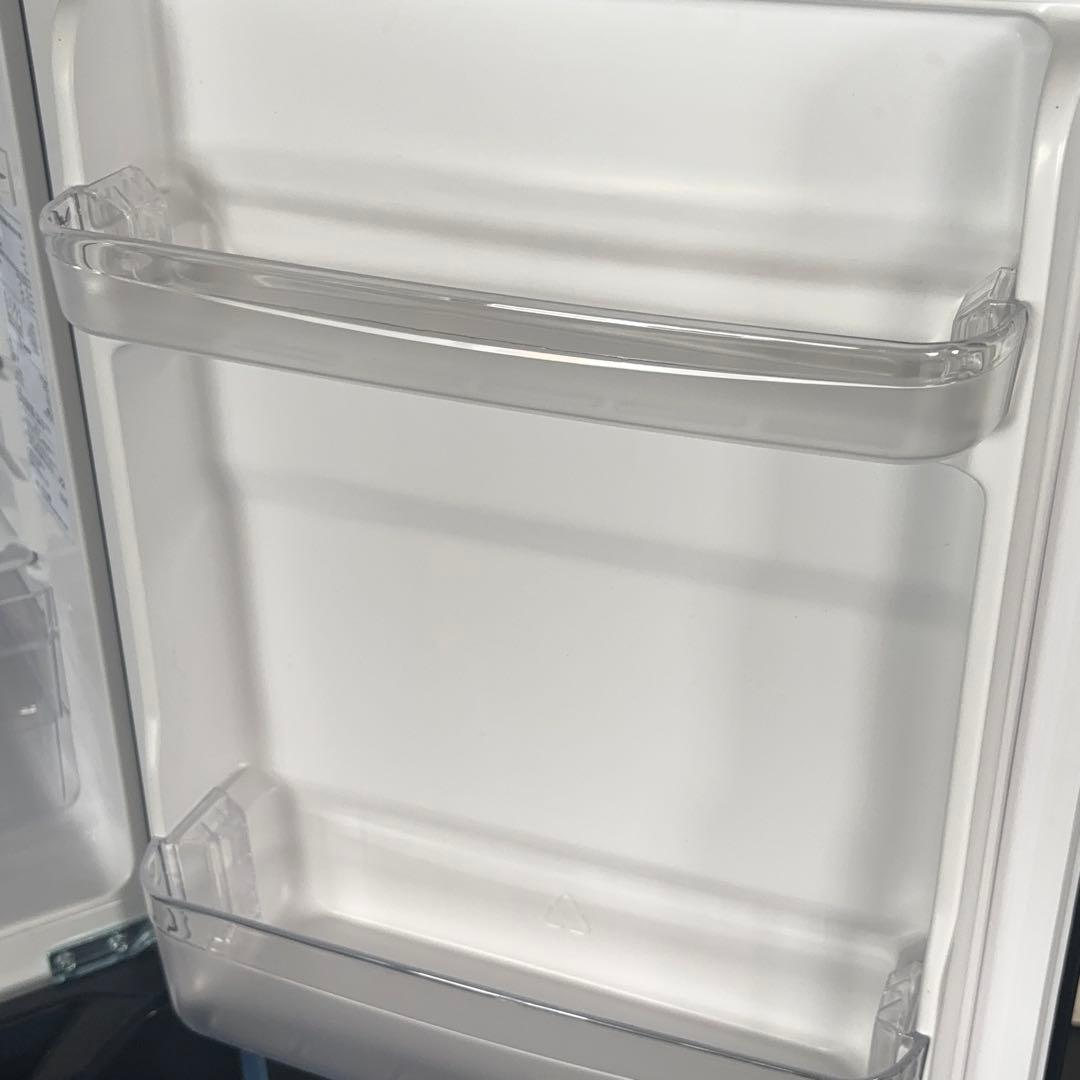 【引取り限定／東京都瑞穂町】山善 冷凍冷蔵庫 YFR-D111(B) 106L